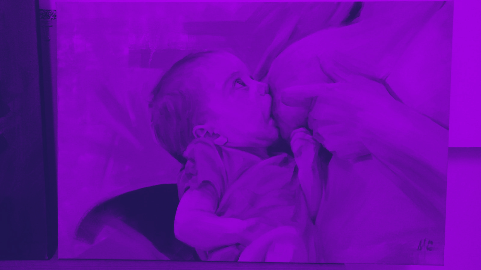 fondo morado bebe pintura